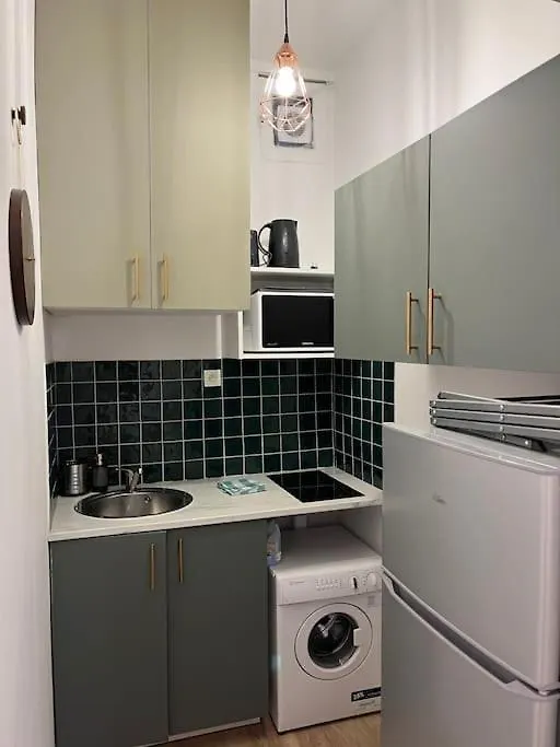 Gare De Lyon 12E, Suite 1 Chambre 2 A 4P Paris 0*,