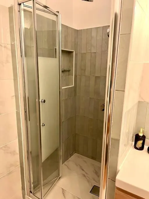 Gare De Lyon 12E, Suite 1 Chambre 2 A 4P Paris